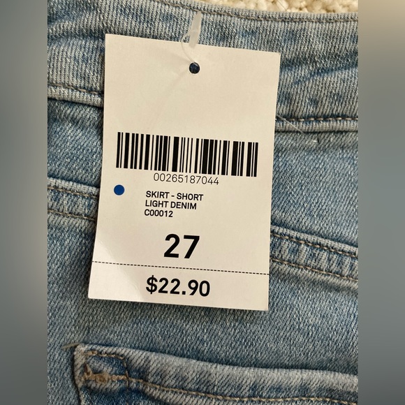 NWT Forever 21 skirt light denim sz 27 - Picture 7 of 7